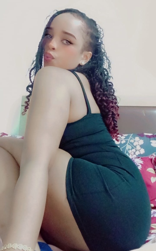 Miranda Flor la Compañía Perfecta para Tus Deseos